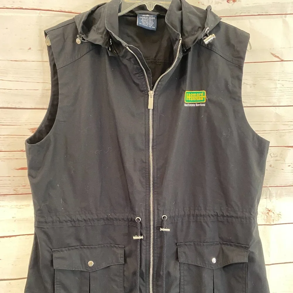 SOLD Howard Hanna Hooded Black Sleeveless Vest NWOT - Picture 3 of 9